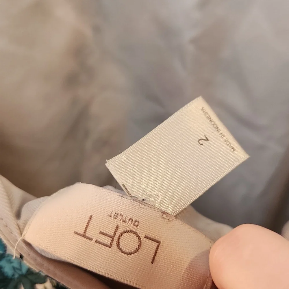 Loft Size 2 Floral Dress - Picture 4 of 4